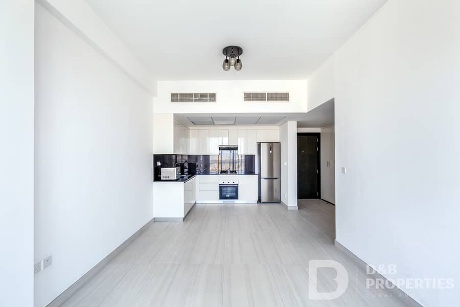 BIGGEST LAYOUT | FITTED KITCHEN | PET FRIENDLY BIGGEST LAYOUT | FITTED KITCHEN | PET FRIENDLY