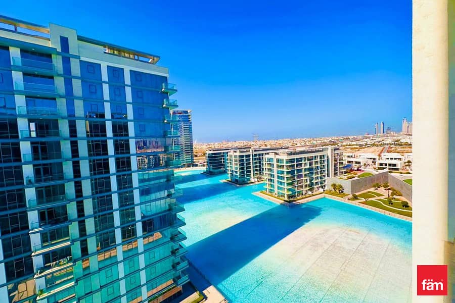 Vacant | Lagoon view | Best location Vacant | Lagoon view | Best location