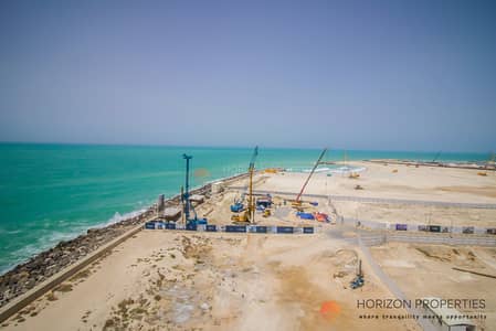 Studio for Rent in Al Marjan Island, Ras Al Khaimah - Well Maintained | Furnished | Sea View