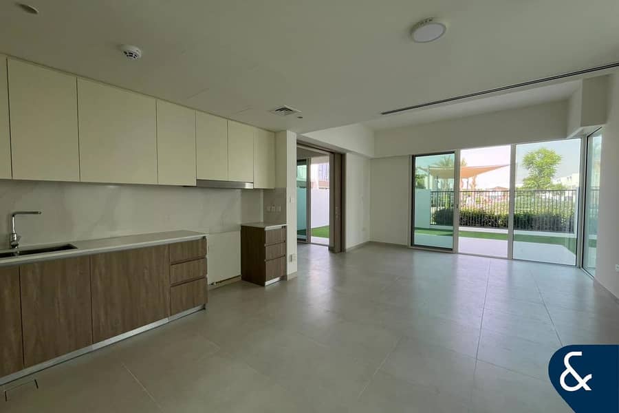 位于山谷小区,娜拉联排别墅 4 卧室的别墅 190000 AED - 11823443 位于山谷小区,娜拉联排别墅 4 卧室的别墅 190000 AED - 11823443