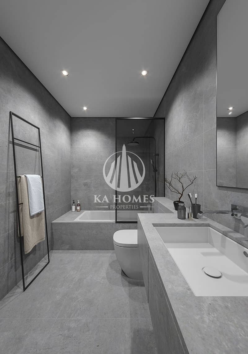 12 201208-Bathroom-. jpg