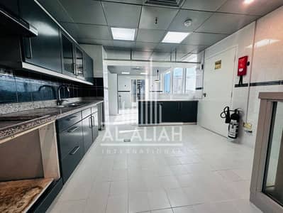 5 Bedroom Apartment for Rent in Corniche Road, Abu Dhabi - WhatsApp Image 2025-05-30 at 17.26. 01_b274e467. jpg