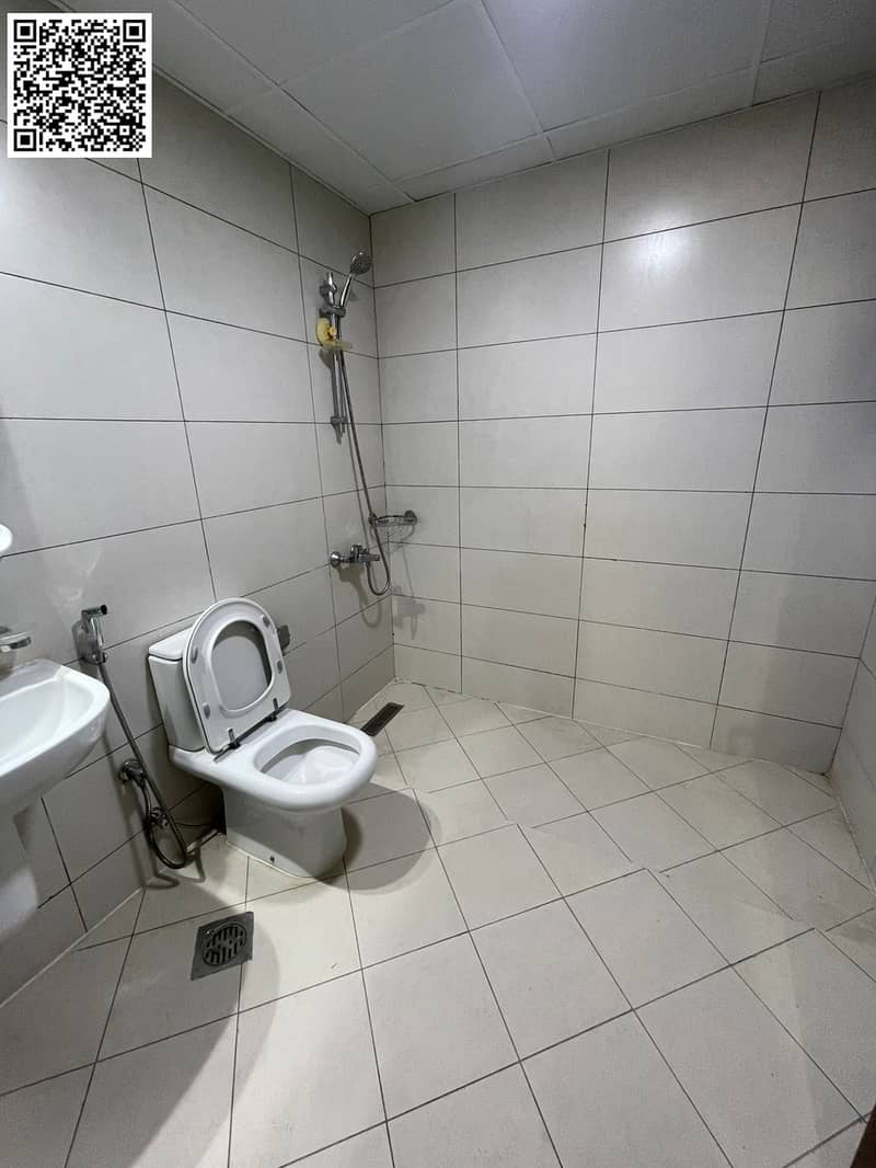 12 IMG-20250601-WA1095. jpg