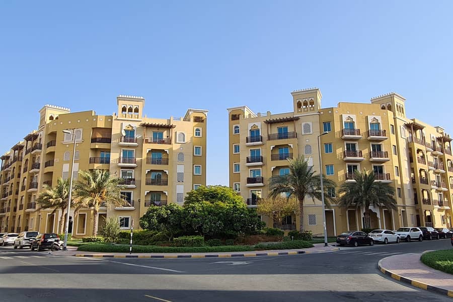 Emirates Cluster. jpg Emirates Cluster. jpg