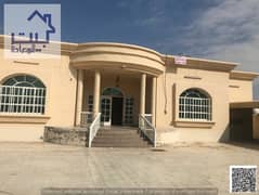فيلا للايجار  في منطقه الجرف1, تشطيب مميز, تصميم عصري فخامه, بسعر مغري جداا, بجانب كل الخدمات, علي الشارع الرئيسي, قريبه من شارع الشيخ محمد ابن زايد *