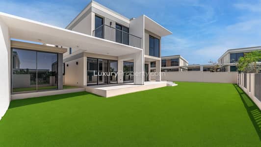 5 Bedroom Villa for Rent in Tilal Al Ghaf, Dubai - Upgraded to 5 Bed | Vacant | Prime Location