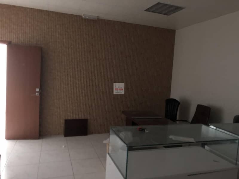527 sqft Fitted & furnished shop available for rent in I-C just for AED 25k