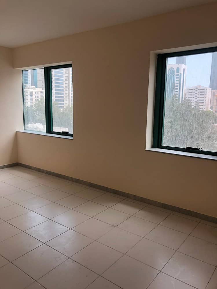 2 bedroom apartment 2 bathroom apartment in al khlidiya for rent