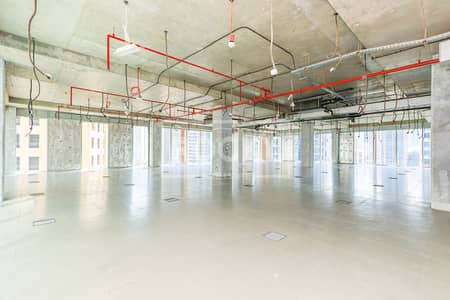 Office for Rent in Jumeirah Beach Residence (JBR), Dubai - Spacious Open Layout | Prime Location | Vacant