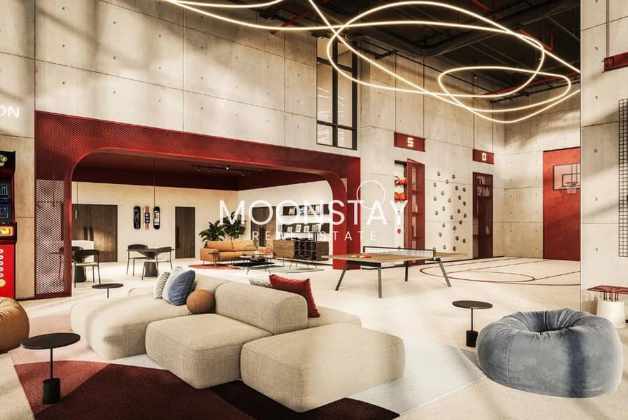 Resale Unit | High Floor | Modern finishes Resale Unit | High Floor | Modern finishes