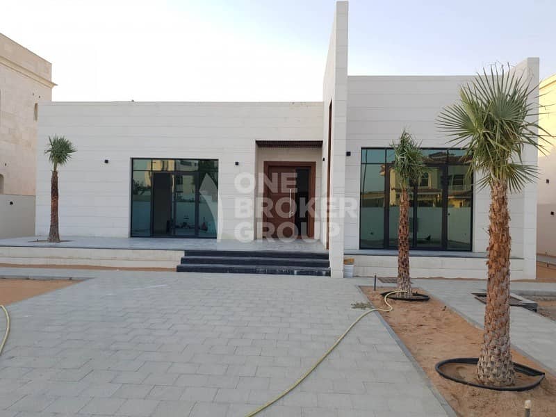 Brand New 5br Villa with swimming pool / left