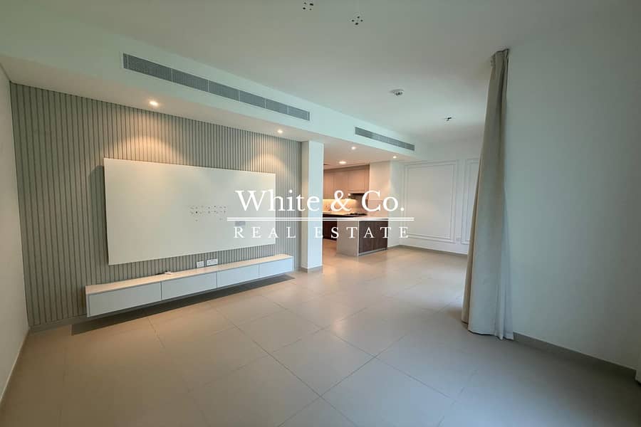 Lanscape |Quiet Location |Across from Pool