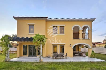 5 Bedroom Villa for Rent in Saadiyat Island, Abu Dhabi - Desirable vacant 5-BDR villa with elegant living