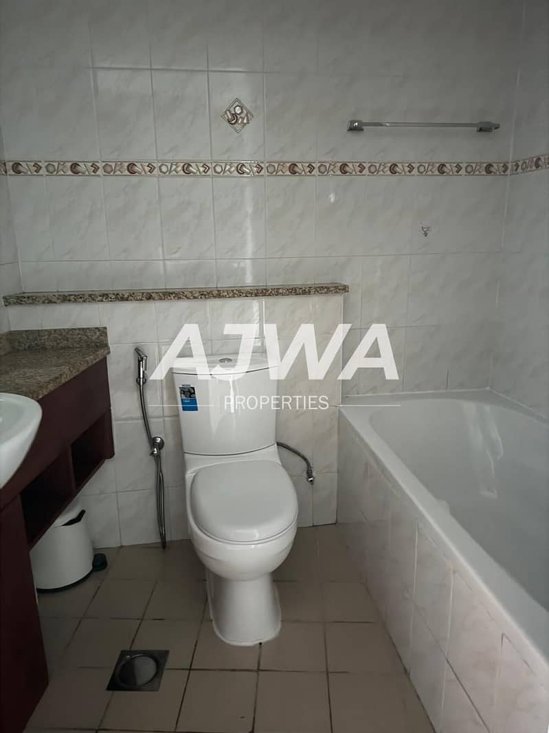 18 dd85be24-831f-4e72-a5db-0aea8c62137e. jpg