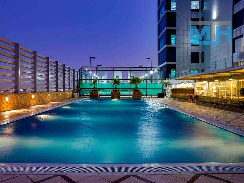20 resized_Swimming Pool_Night. jpg