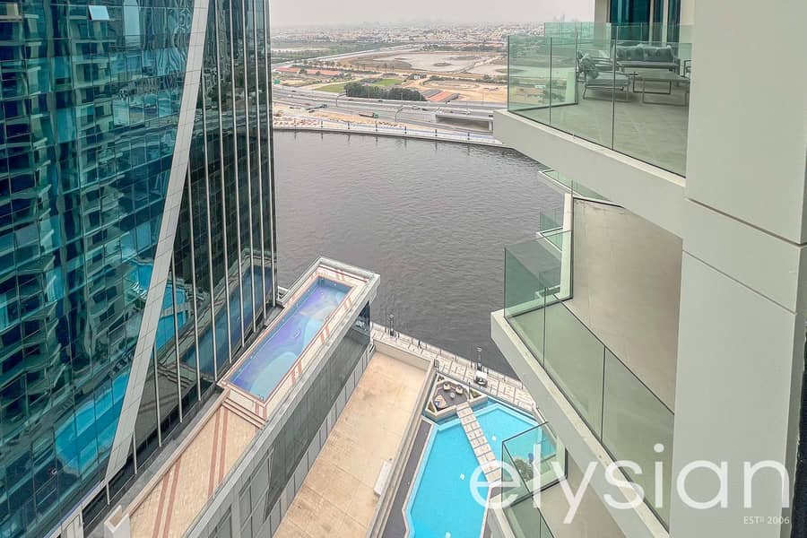 High Floor | Canal View | Keys in Hand High Floor | Canal View | Keys in Hand