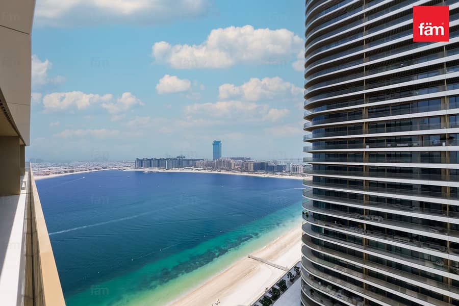 Chic Waterfront Living with Wraparound Views