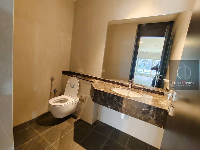 20 1000558924. jpg