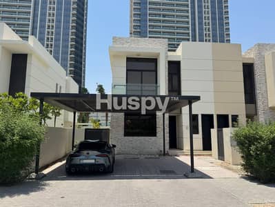 4 Bedroom Villa for Rent in DAMAC Hills, Dubai - Vacant | Single Row | Corner Unit