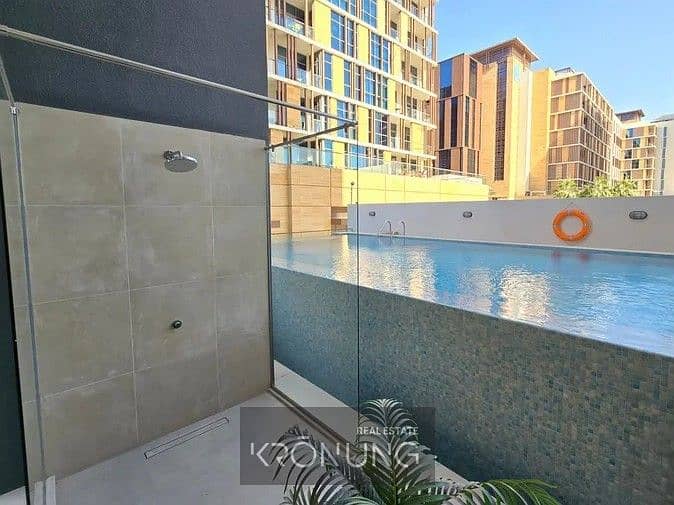 15 pool 2. jpg