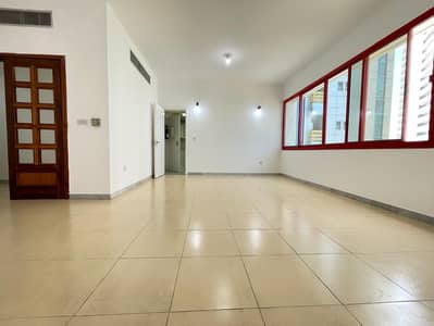 2 Bedroom Flat for Rent in Hamdan Street, Abu Dhabi - WhatsApp Image 2024-10-13 at 11.12. 57_3cd3a917. jpg