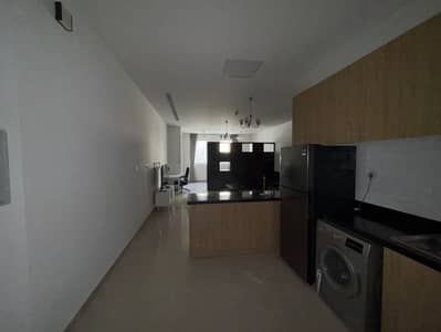 Studio for Rent in Motor City, Dubai - 1. jpg