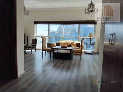 2 Bedroom Flat for Rent in Dubai Marina, Dubai - Near Metro | Spacious & Bright Unit | Vacant