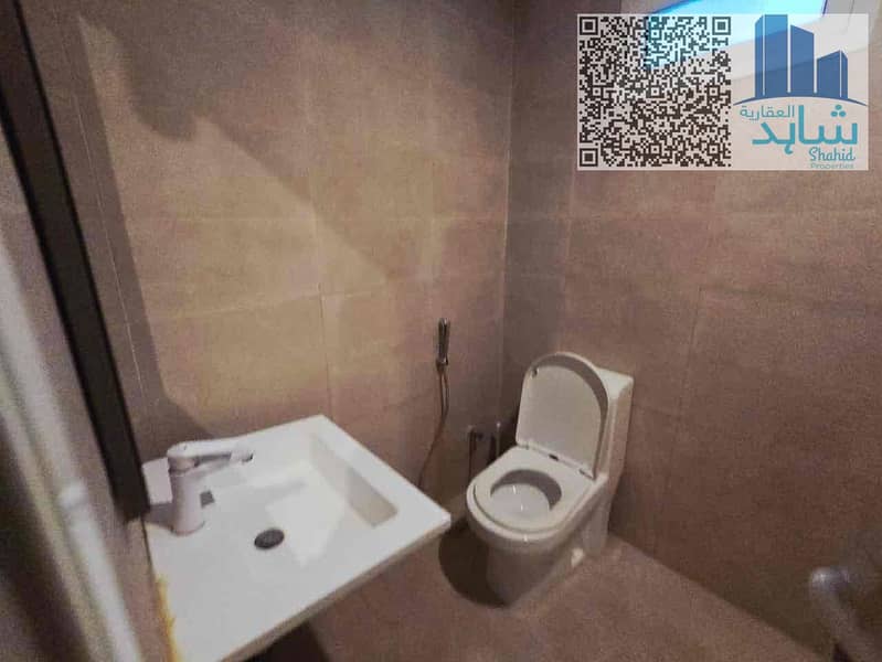 8 a4538dd3-2eab-4fe5-92d5-aa8838ba9fdf. jpg