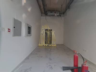 محل تجاري  للايجار في الكرامة، دبي - IMG-20250416-WA0043. jpg
