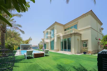 4 Bedroom Villa for Sale in Jumeirah Islands, Dubai - Exclusive Corner Villa | Extended | Plot 11,000