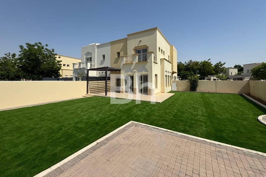 Renovated | Spacious Corner | Flexible Payment Renovated | Spacious Corner | Flexible Payment