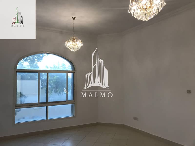 11 Nice Villa in Firest Zone  Close to Mazyad Mall