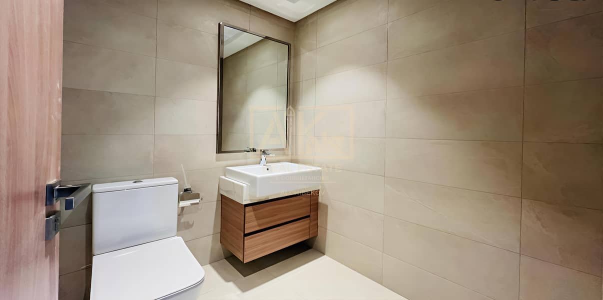 7 Park Avenue 29-2. jpg