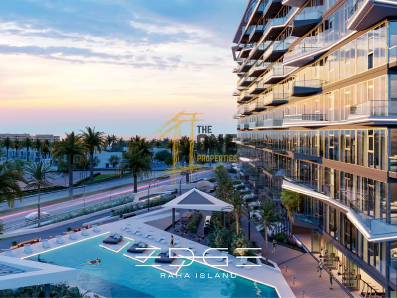 9 side view with pool edge . jpg