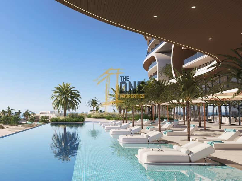 7 VIEW10-HOTEL POOL-DAYSHOT. jpg