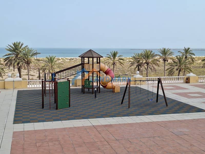 19 rb_kidsplayarea. jpg