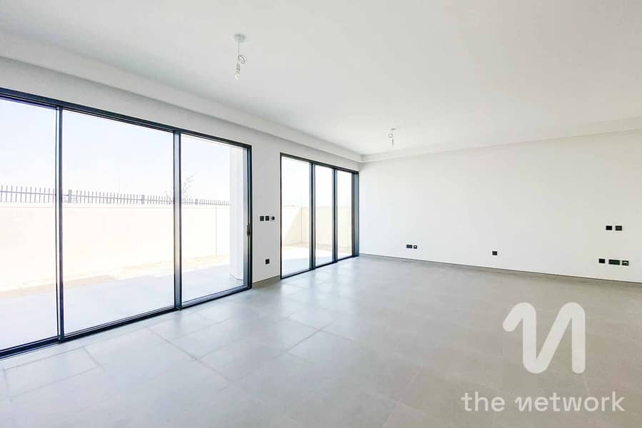 Single Row | Vastu | Extended | Genuine Listing Single Row | Vastu | Extended | Genuine Listing