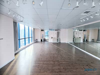 Office for Rent in Jumeirah Lake Towers (JLT), Dubai - High Floor | Fitted Space | Stunning Lake view