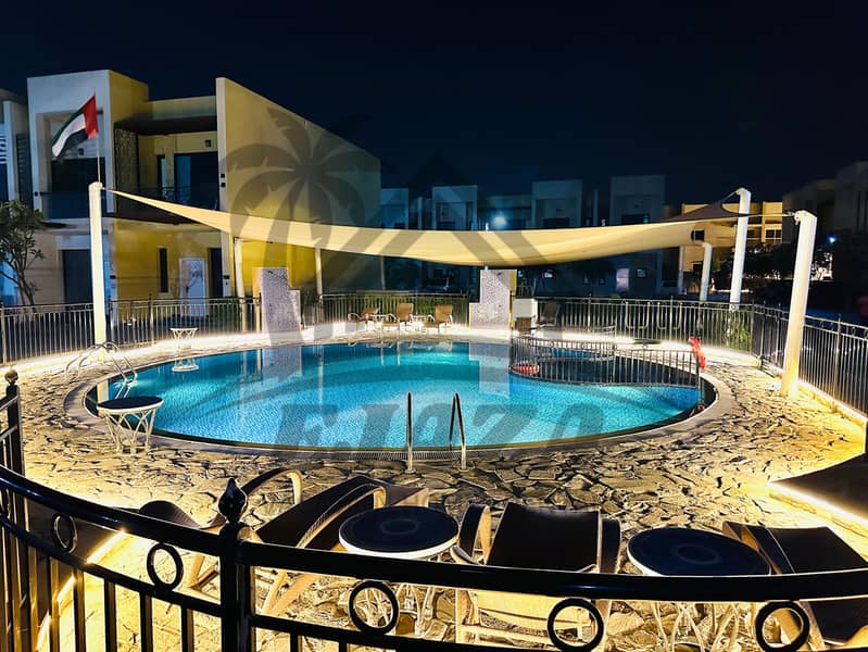 8 swimming pool night 1. jpg