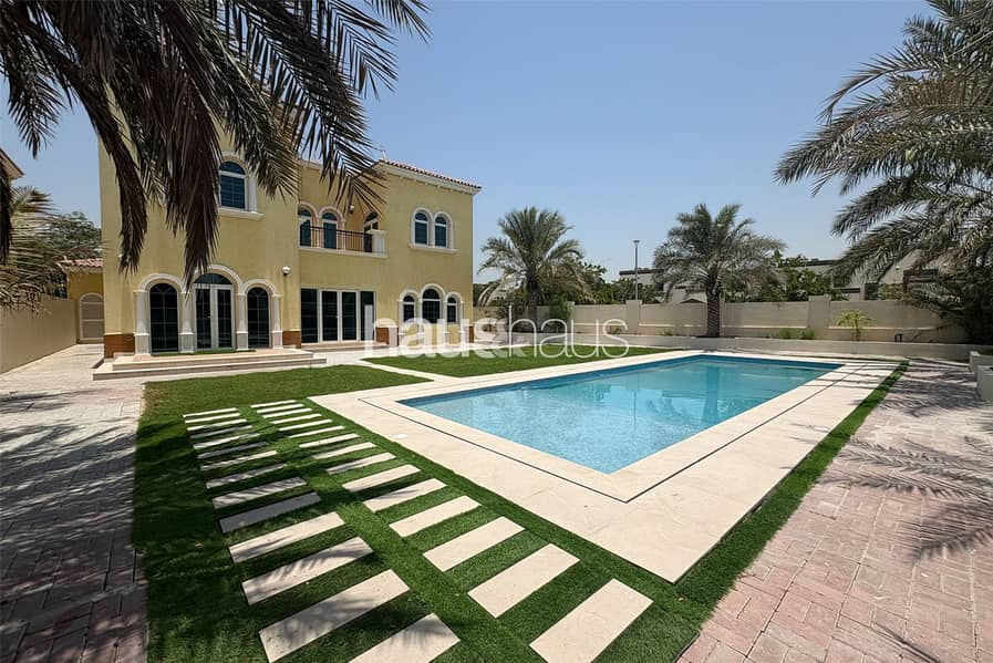 Extended | Brand New Private Pool | Corner Unit Extended | Brand New Private Pool | Corner Unit