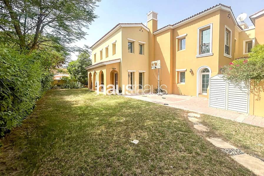 Large Plot | Perfect Location | Blank Canvas Large Plot | Perfect Location | Blank Canvas