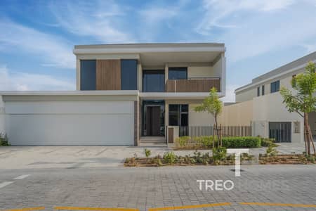 5 Bedroom Villa for Sale in Tilal Al Ghaf, Dubai - PV Villa | Fully Renovated | L-Shape Pool
