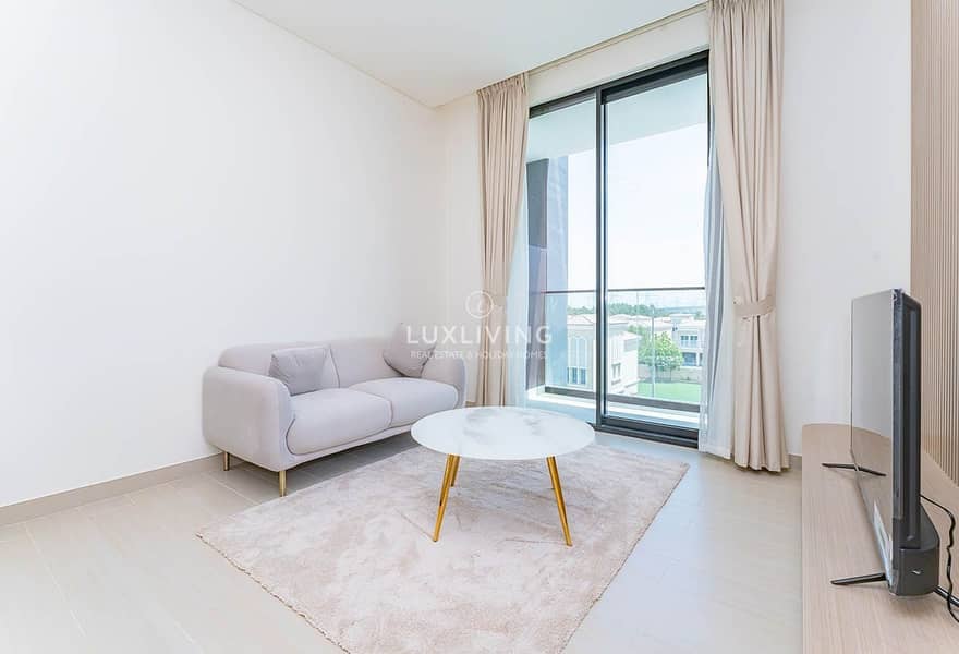 Well maintained | Modern Furniture | Vacant Well maintained | Modern Furniture | Vacant