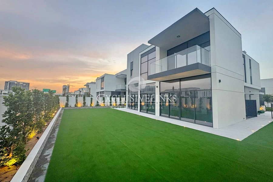 4bed Large| Type B | Single Row | Easy to View 4bed Large| Type B | Single Row | Easy to View