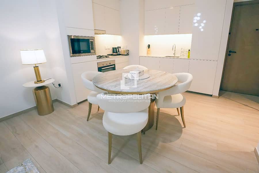 Vacant | Furnished | Full Lagoon View| Brand New Vacant | Furnished | Full Lagoon View| Brand New