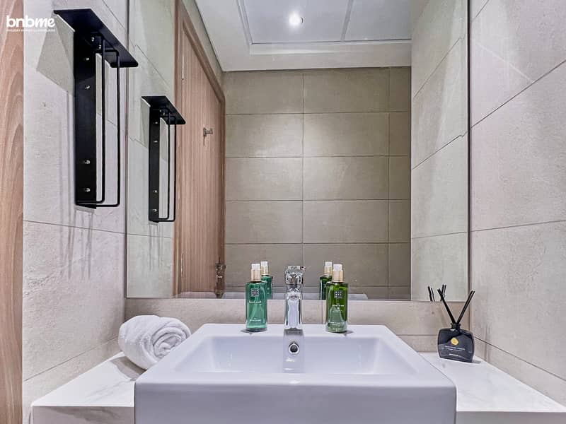 30 Powder room (1). jpg