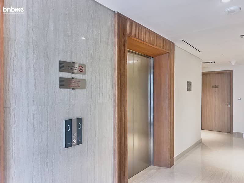 33 lift lobby. jpg