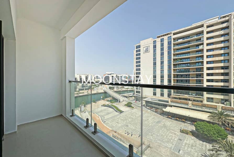 Cozy Unit | Vacant | Community View