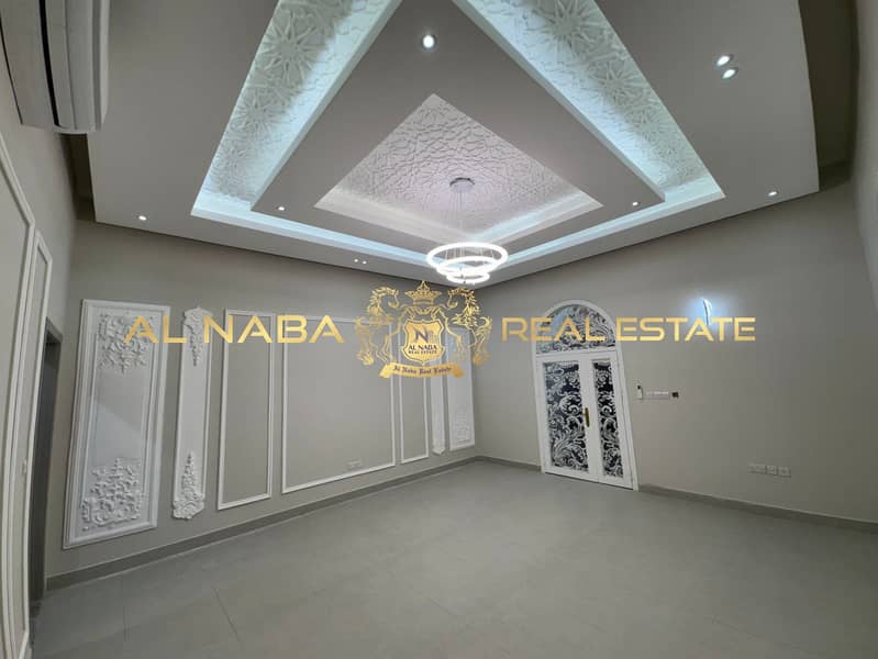 3 aaa6d746-6f43-4535-965c-7cdbe5e7eaf9. jpg