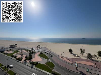 فلیٹ 3 غرف نوم للايجار في كورنيش عجمان، عجمان - IMG-20250420-WA0158. jpg